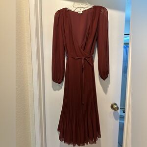 Aritzia Wilfred Braine Pleated Wrap Midi Dress in Burgundy Color Size XS
